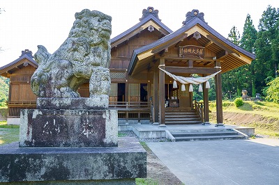 狛犬と居多神社