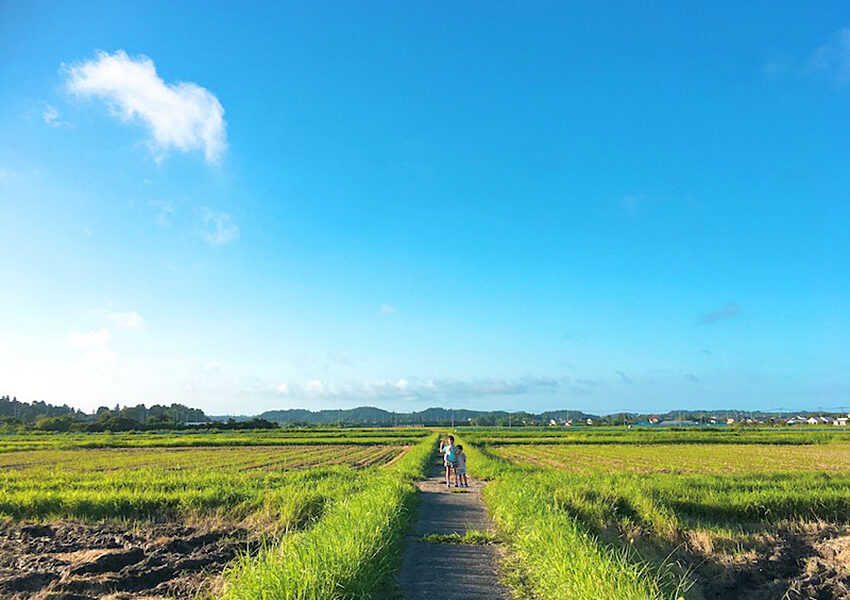 千葉県の外房地域の自然豊かな場所で、子ども2人をのびのびと育てている