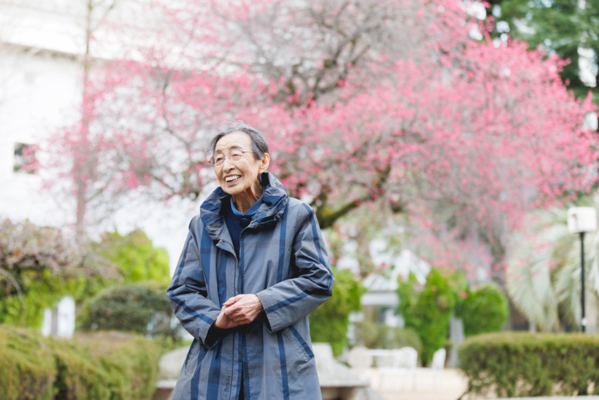 在学中の思い出がどれものびやかなのは、戦争が終わったからだ。島津さんたちは、ようやく訪れた平和を全身で謳歌した