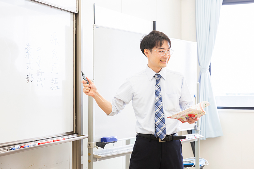 「研究者と教師の二足のわらじはぎりぎり履きこなせている気がします」